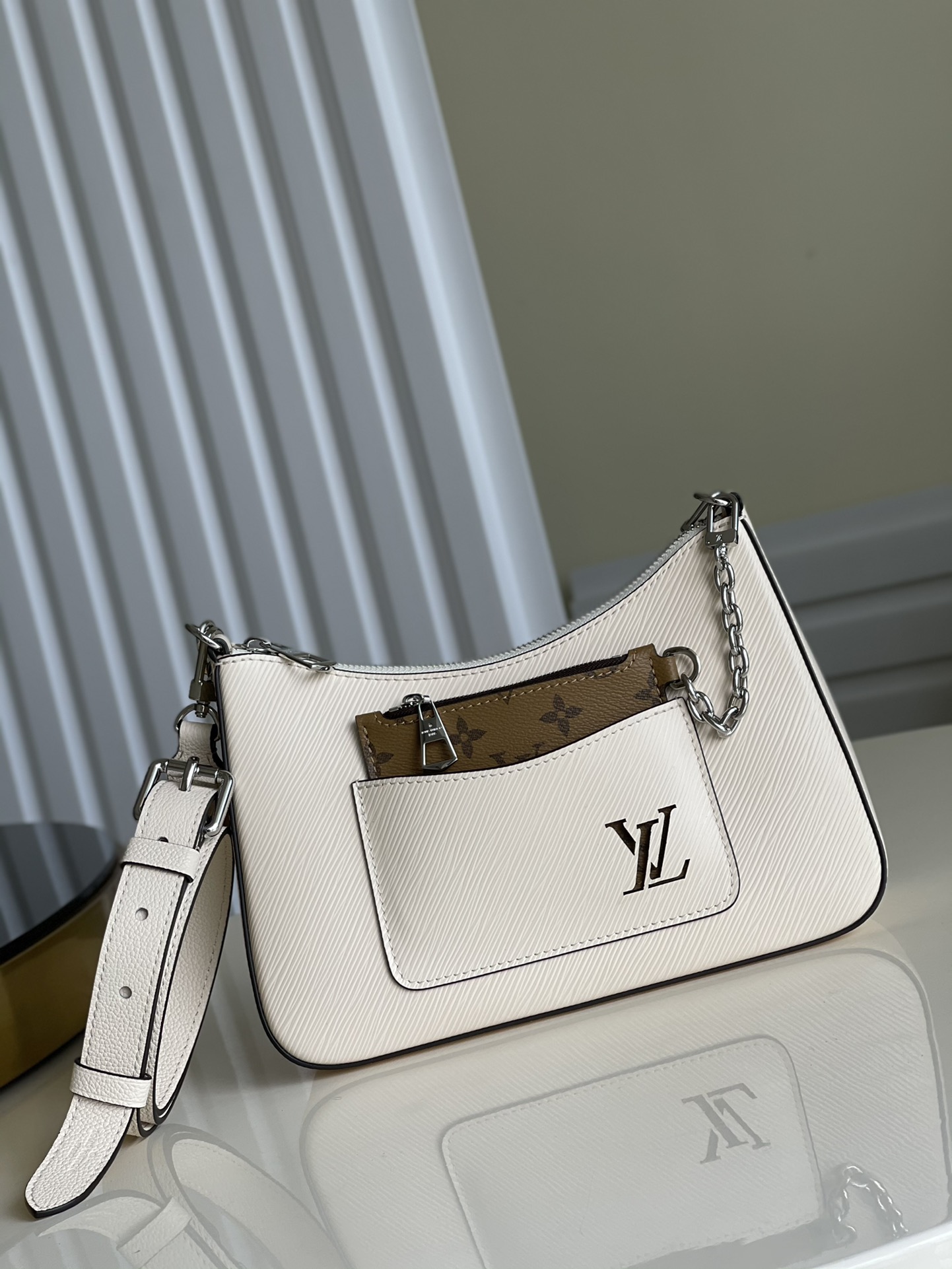 l**is V*t*n  marelle handbag