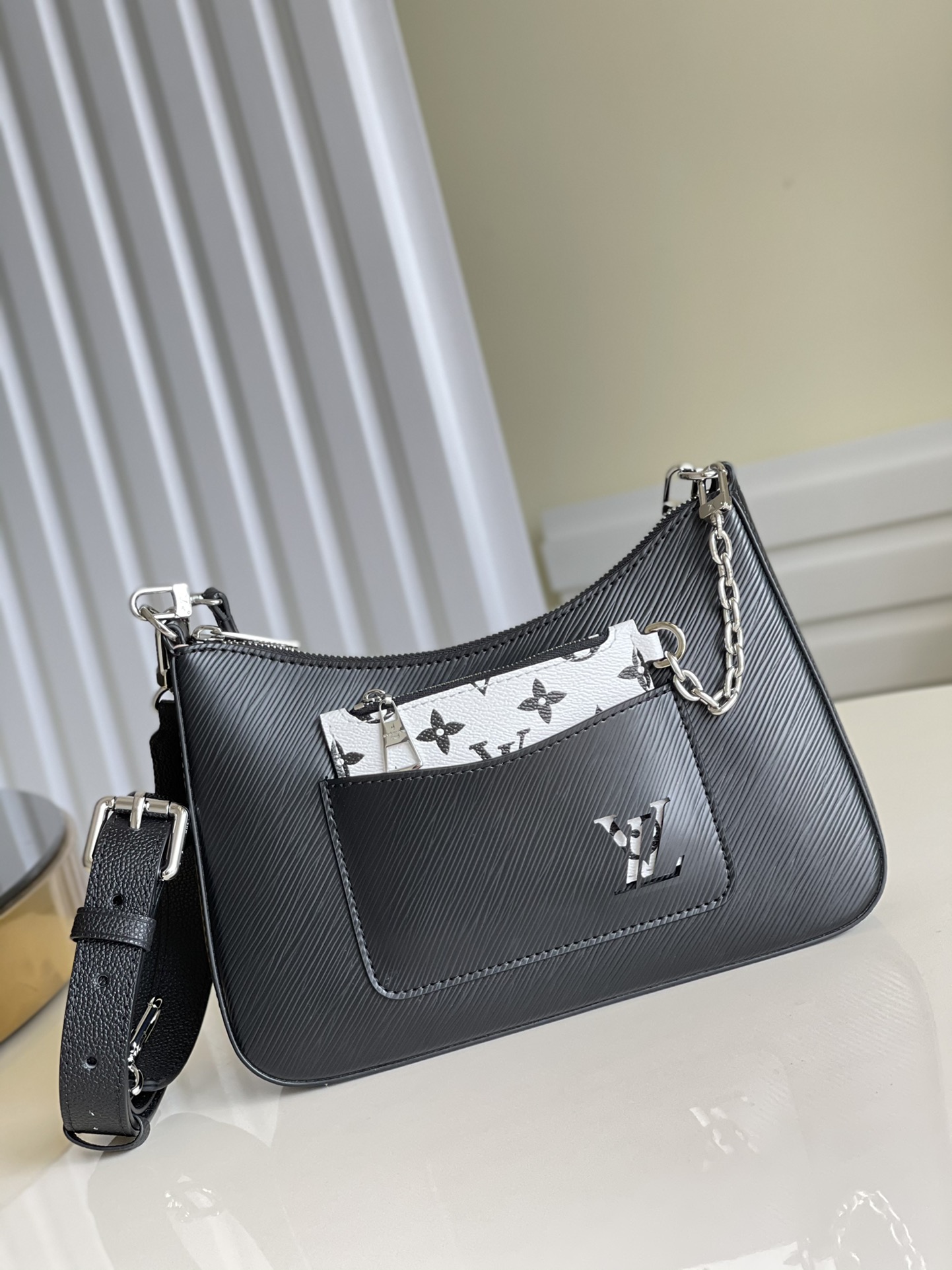 l**is V*t*n  marelle handbag