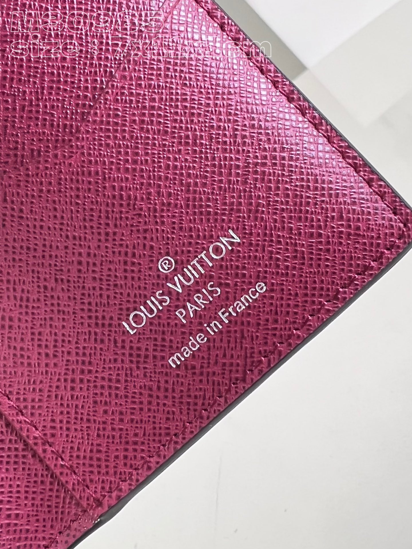 l**is V*t*n taïga wallet
