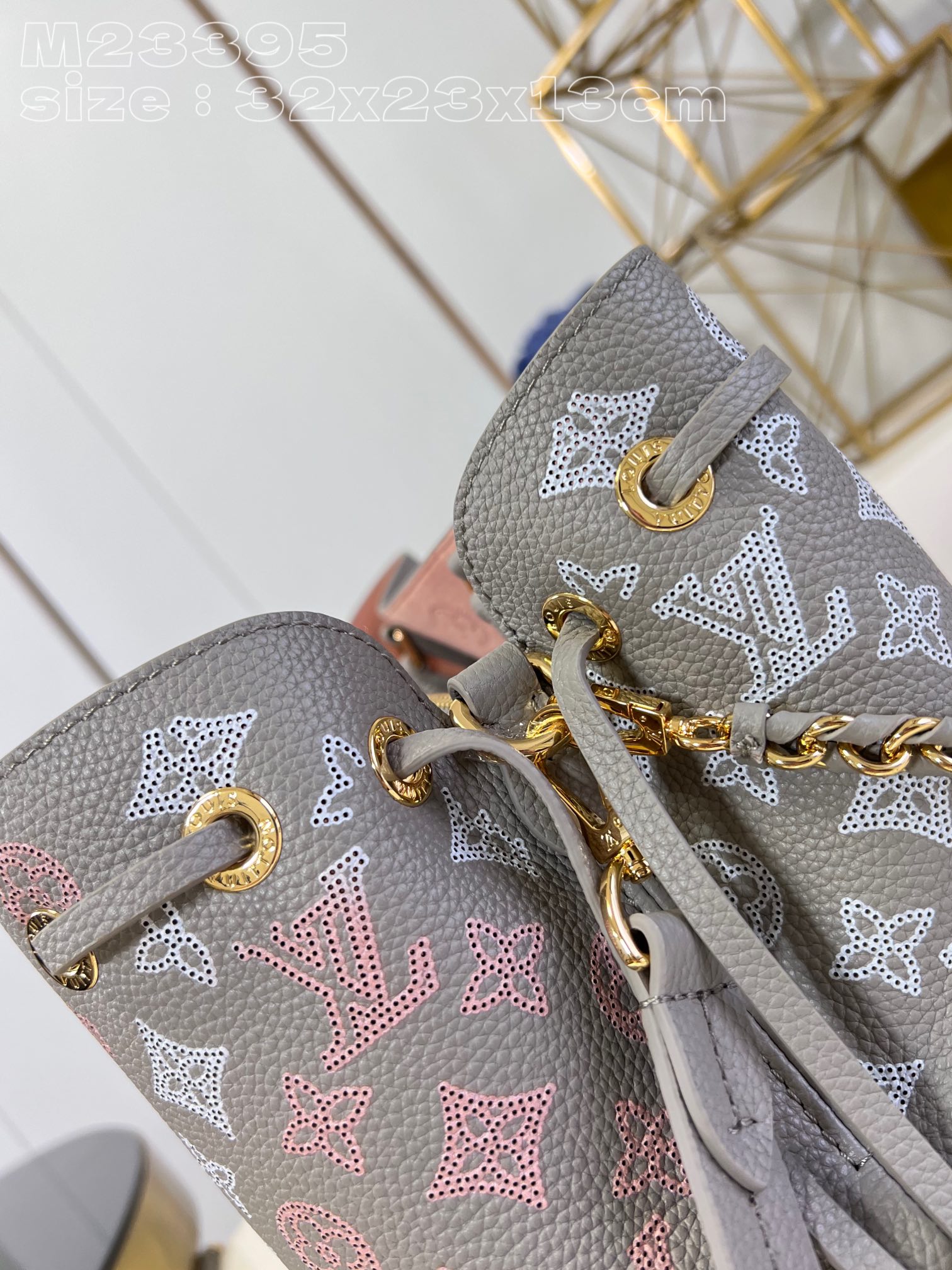l**is V*t*n bella tote