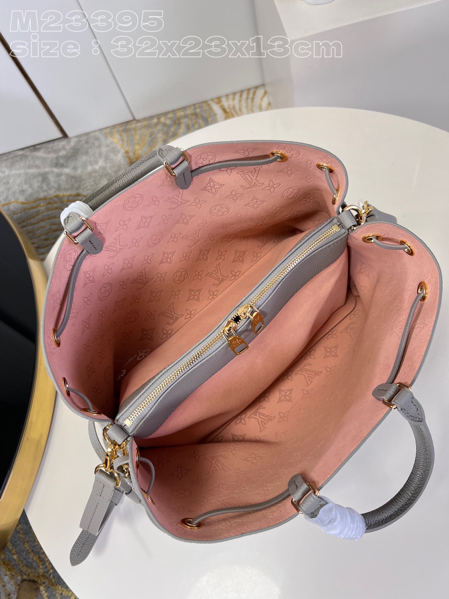 l**is V*t*n bella tote
