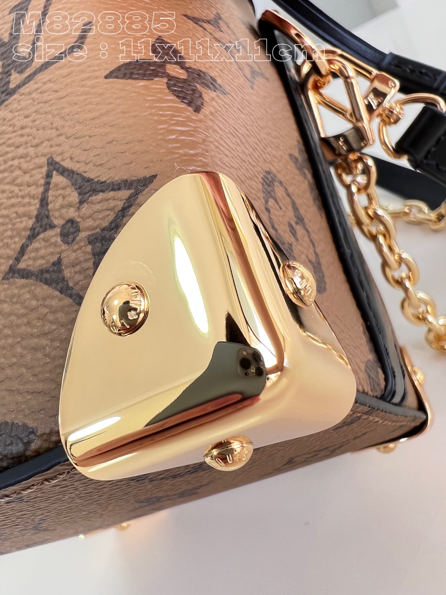 l**is V*t*n noé purse lv charms