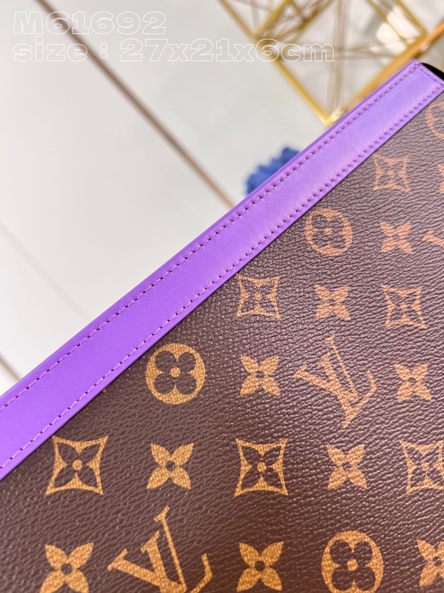 l**is V*t*n pochette voyage mm
