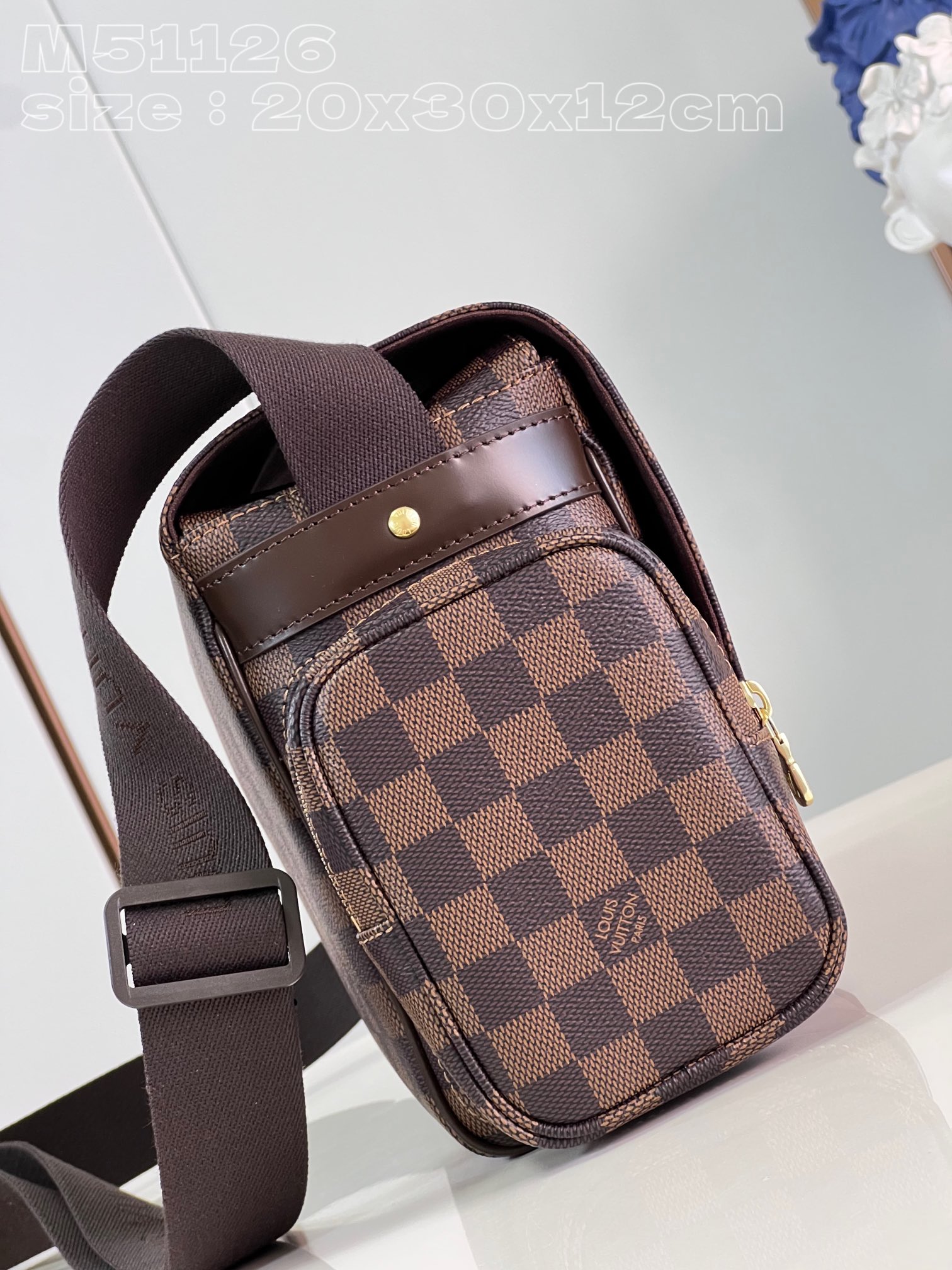 l**is V*t*n damier reporter melville brown