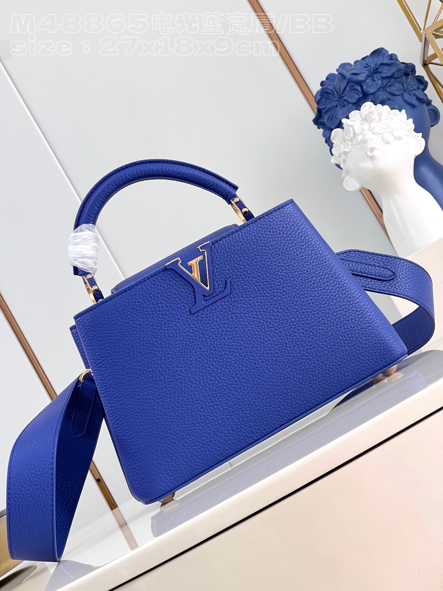 l**is V*t*n capucines bb handbag