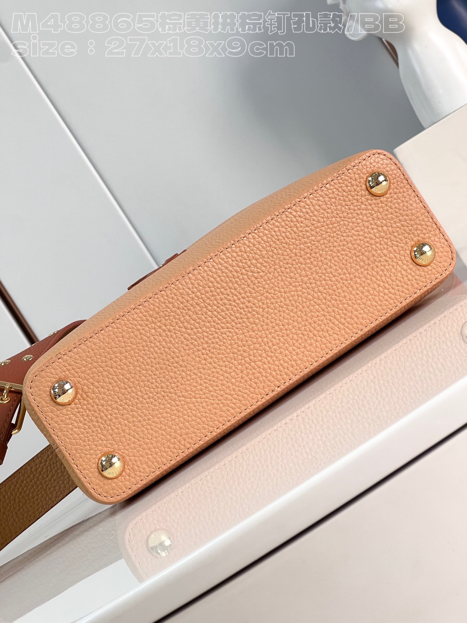 l**is V*t*n capucines bb handbag