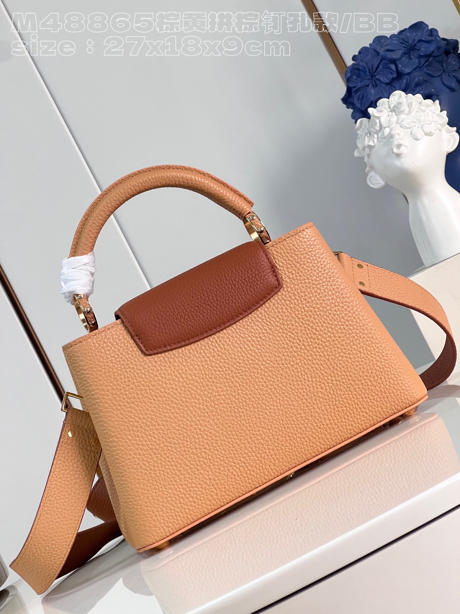 l**is V*t*n capucines bb handbag