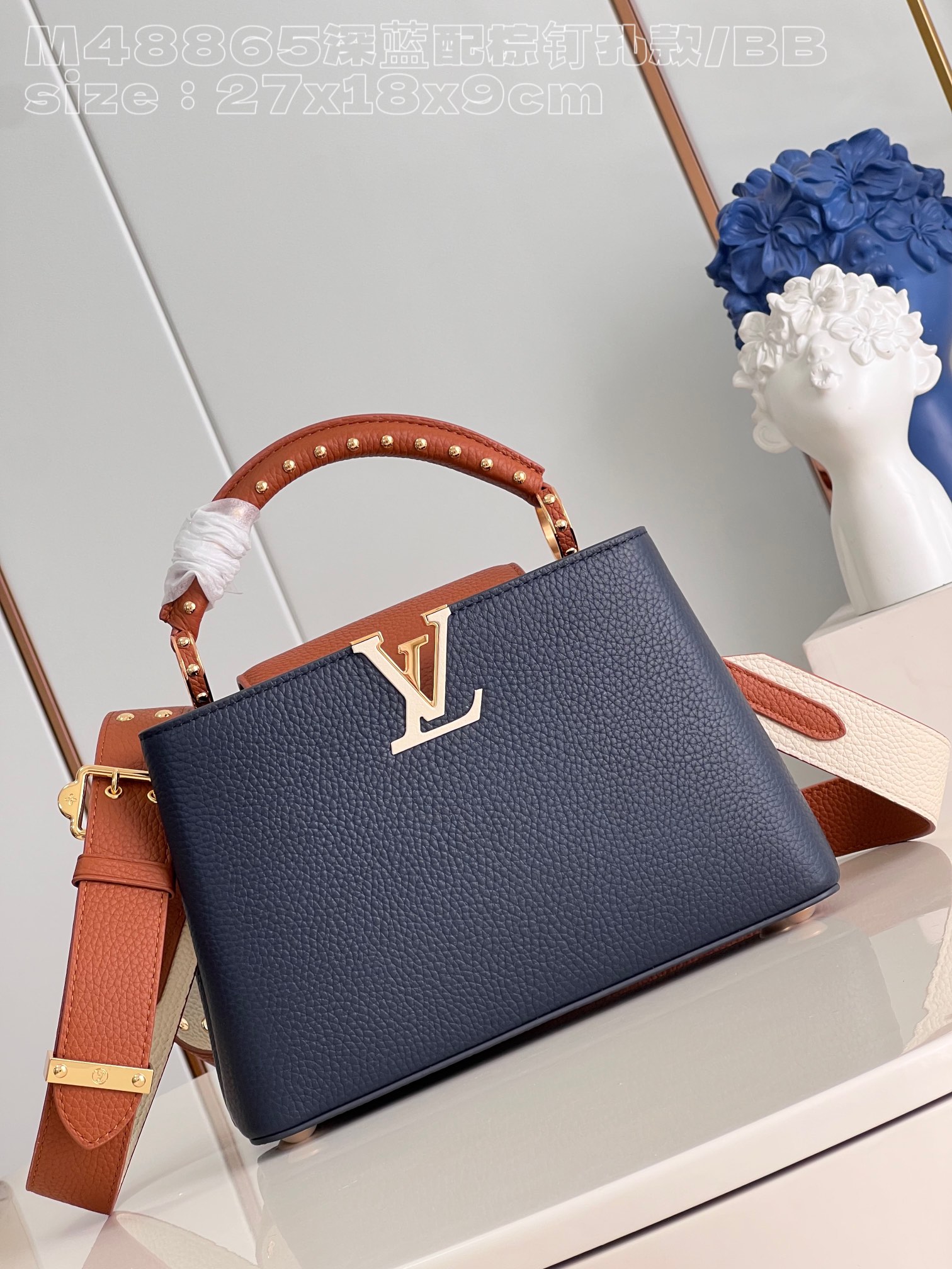 l**is V*t*n capucines bb handbag
