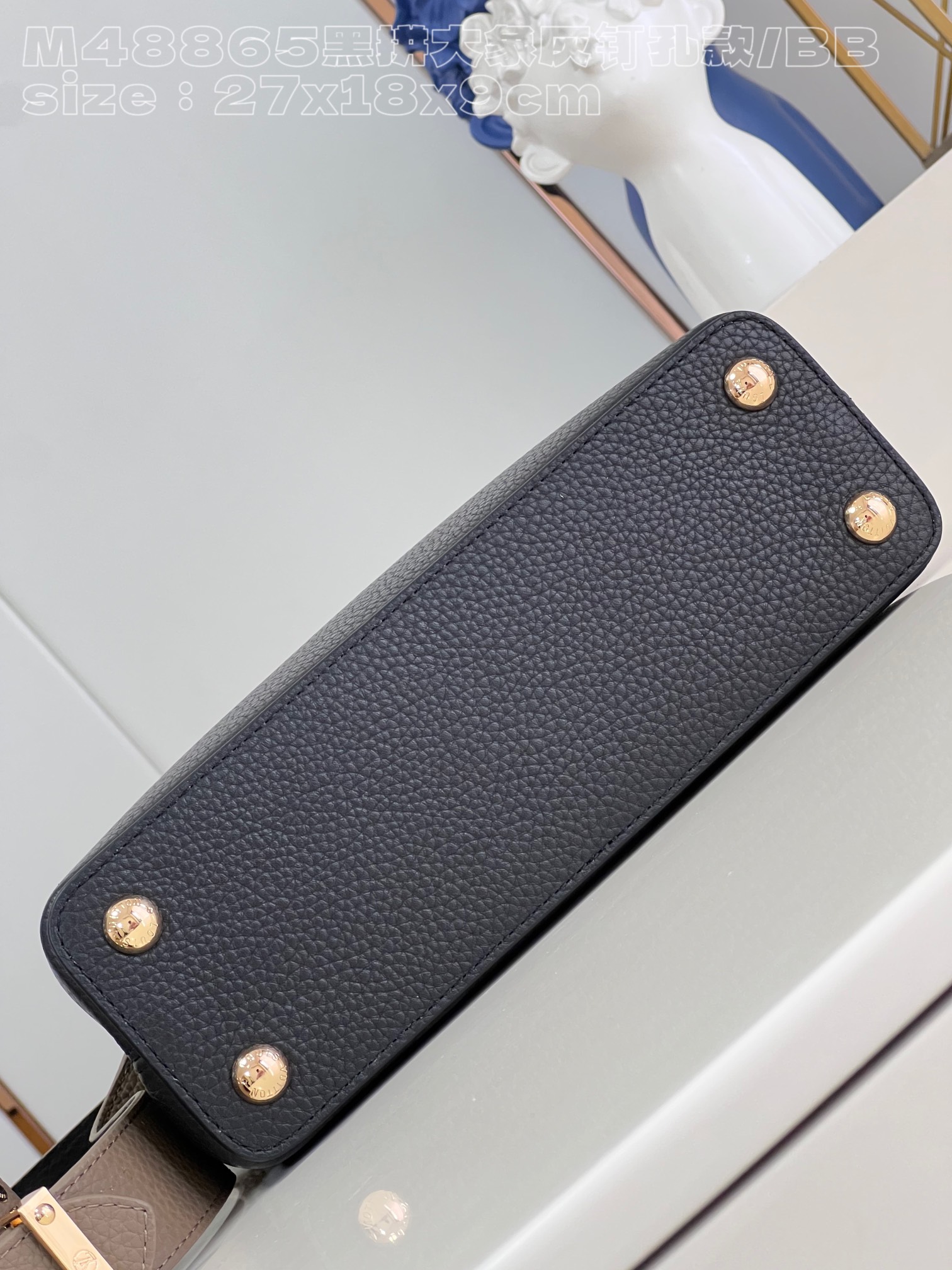 l**is V*t*n capucines bb handbag