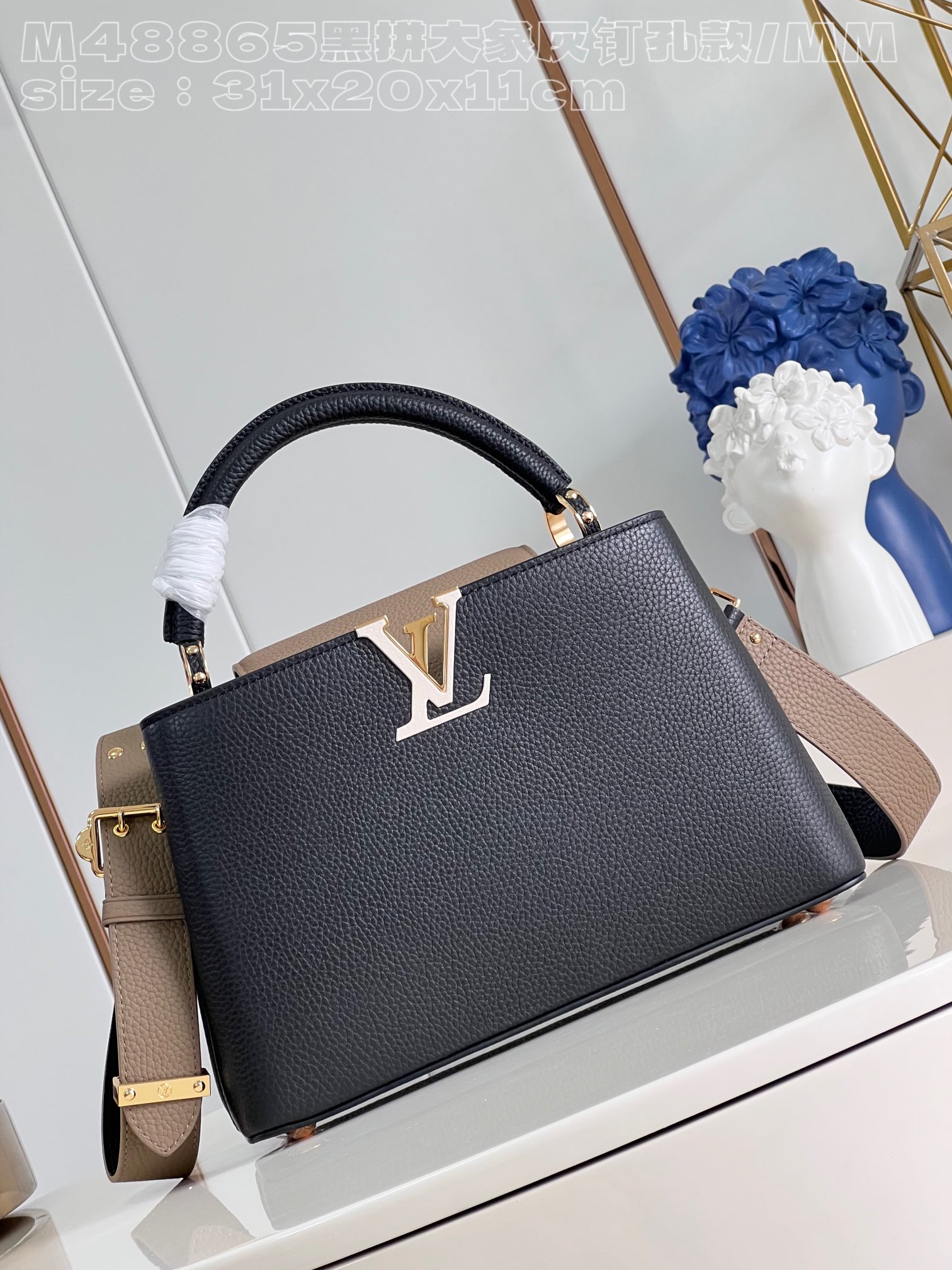 l**is V*t*n capucines mm handbag