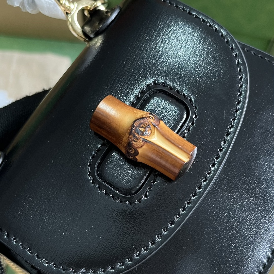 g*u*i bamboo 1947 S*per mini bag