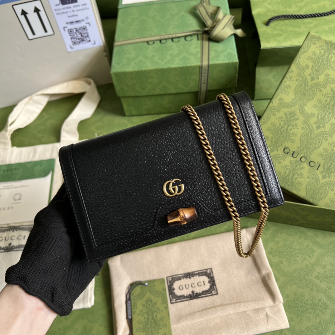 G*u*i diana mini bag with bamboo