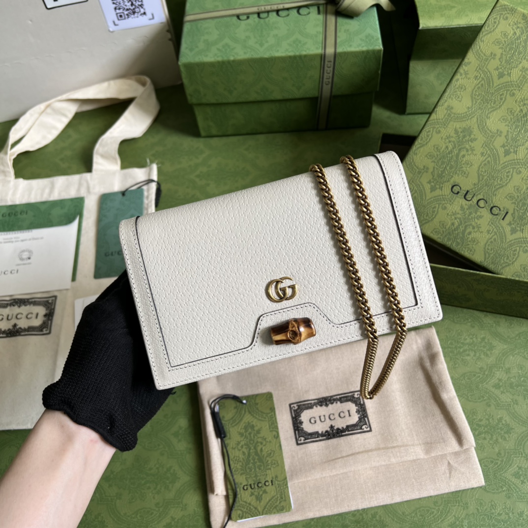 G*u*i diana mini bag with bamboo