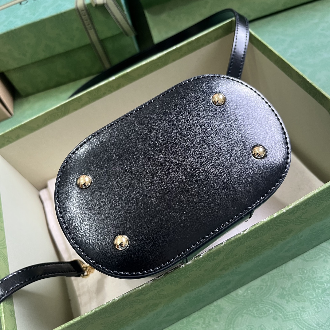 G*u*i mini bamboo shoulder bag