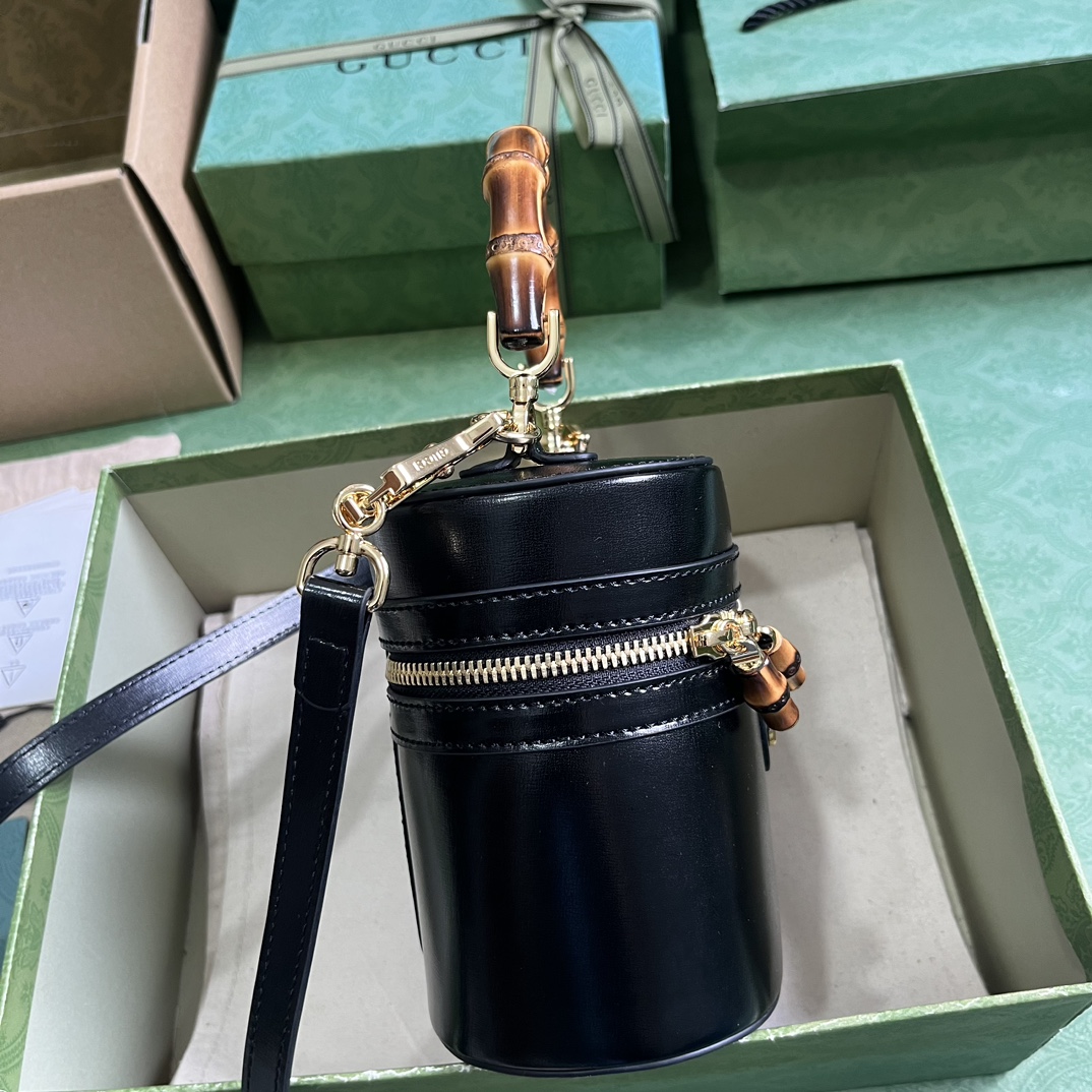 G*u*i mini bamboo shoulder bag