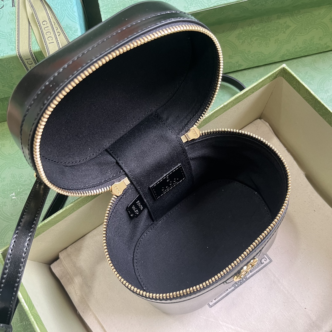 G*u*i mini bamboo shoulder bag