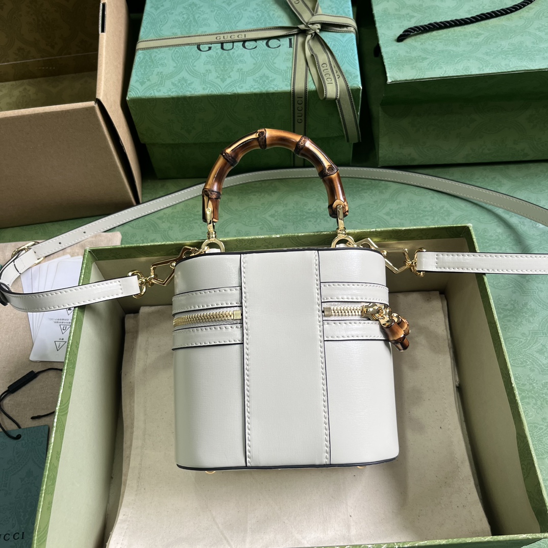 G*u*i mini bamboo shoulder bag