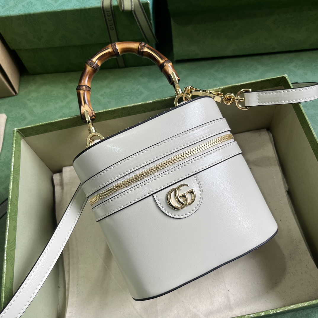 G*u*i mini bamboo shoulder bag