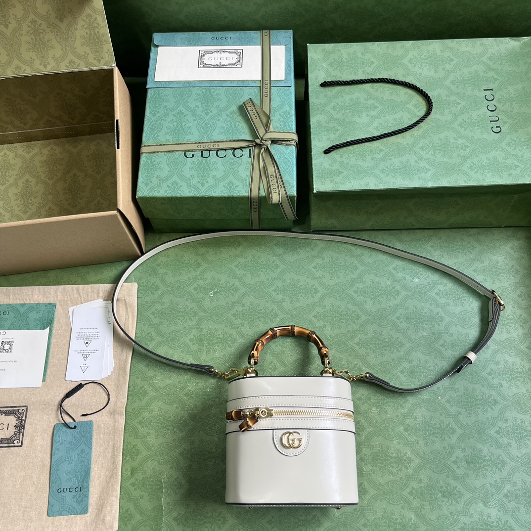 G*u*i mini bamboo shoulder bag