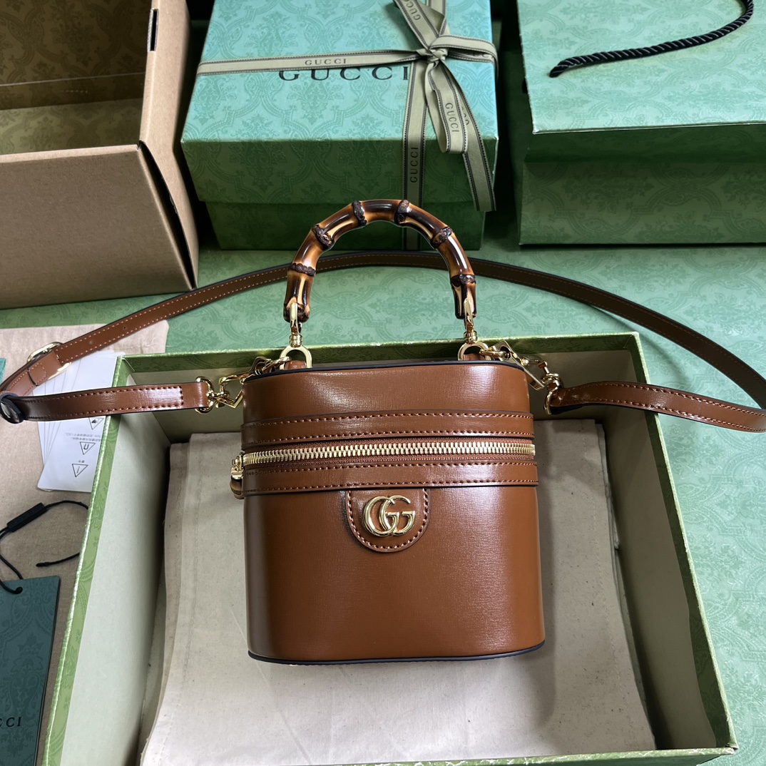 G*u*i mini bamboo shoulder bag