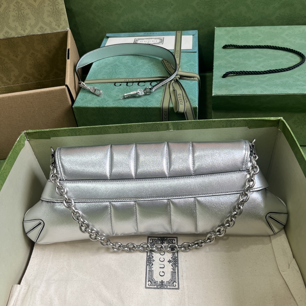 G*u*i horsebit chain medium shoulder bag