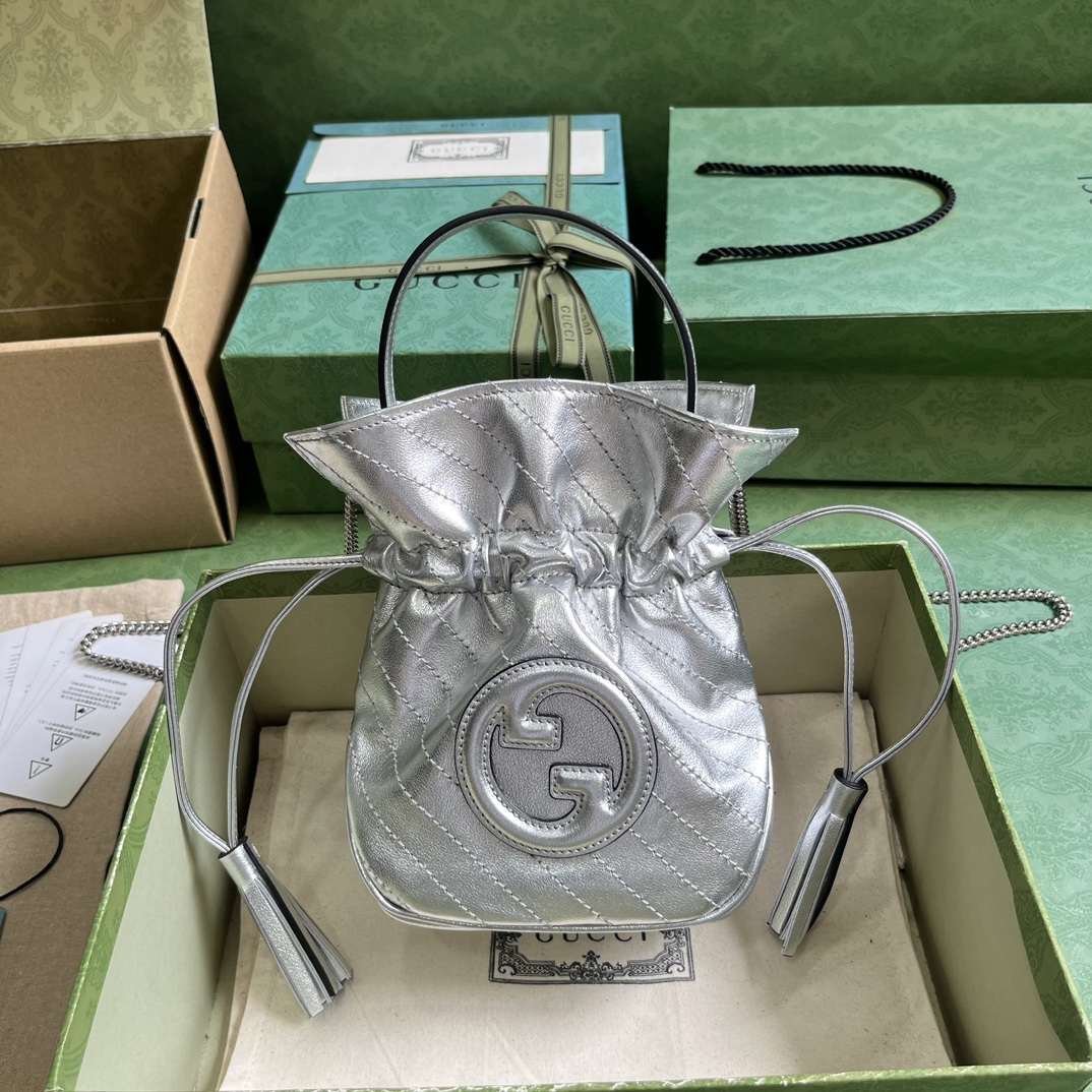 G*u*i blondie mini bucket bag
