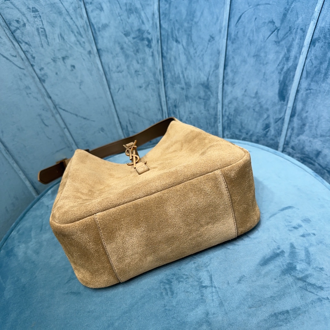 ysl le 5 À 7 S*pple small
