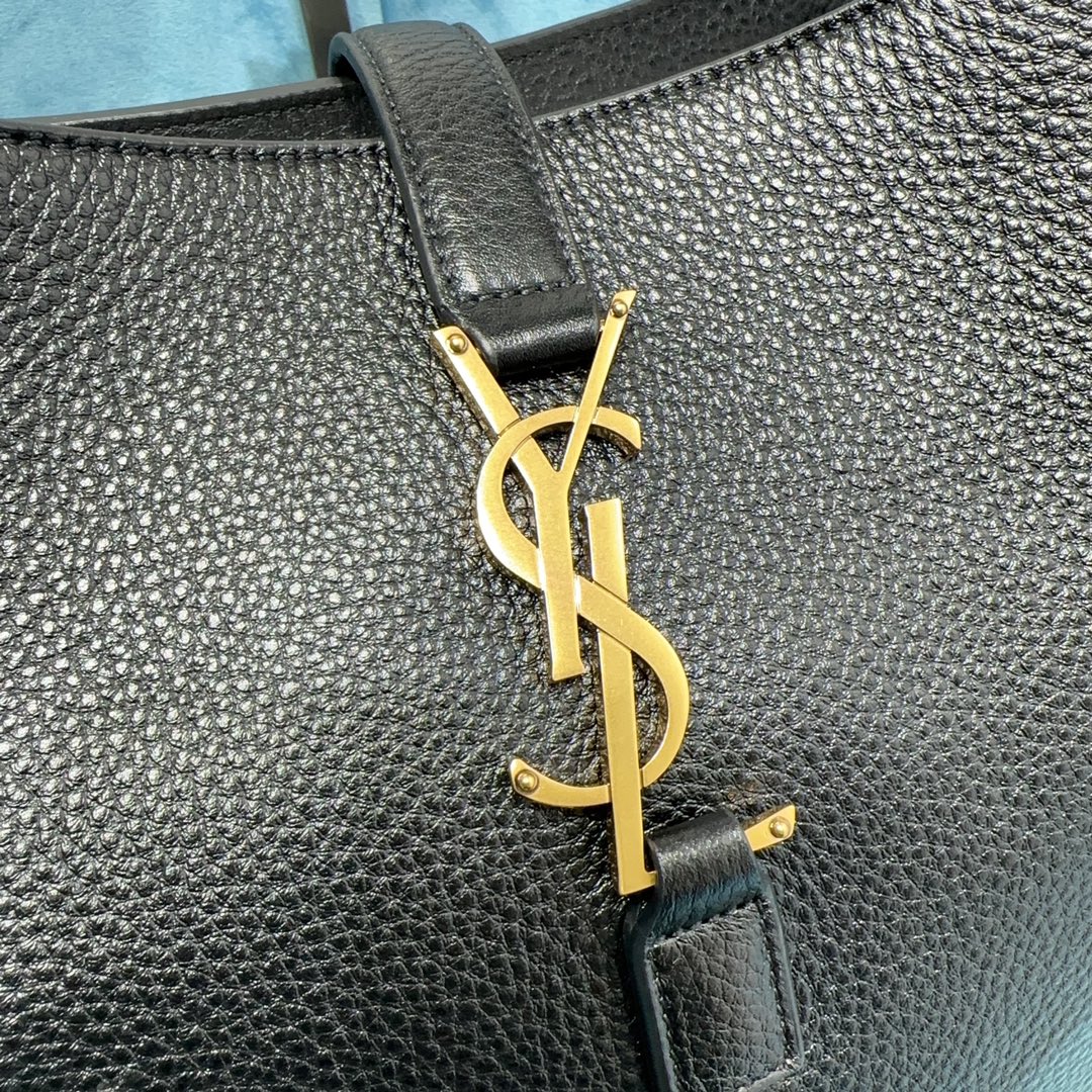 YSL BEA IN GRAINED LEATHER