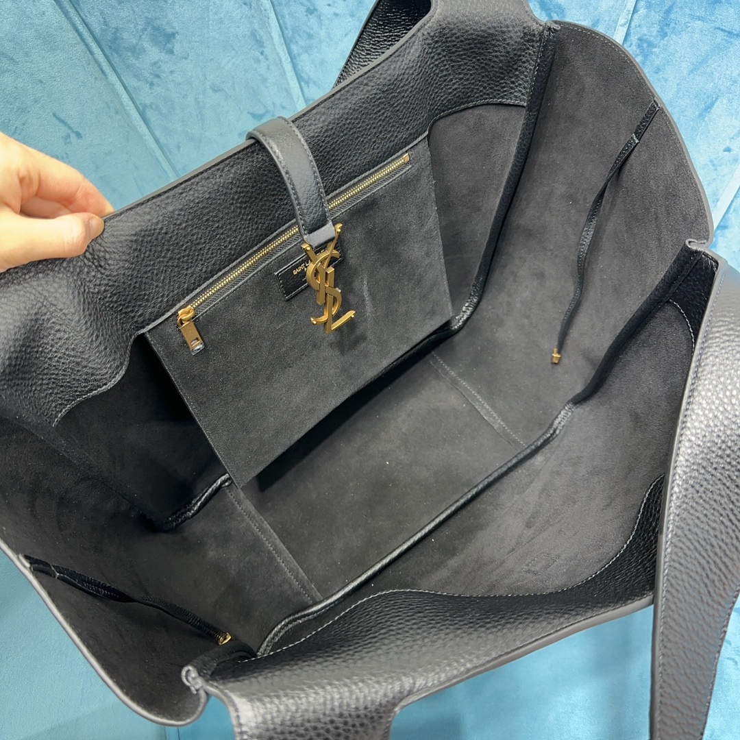 YSL BEA IN GRAINED LEATHER