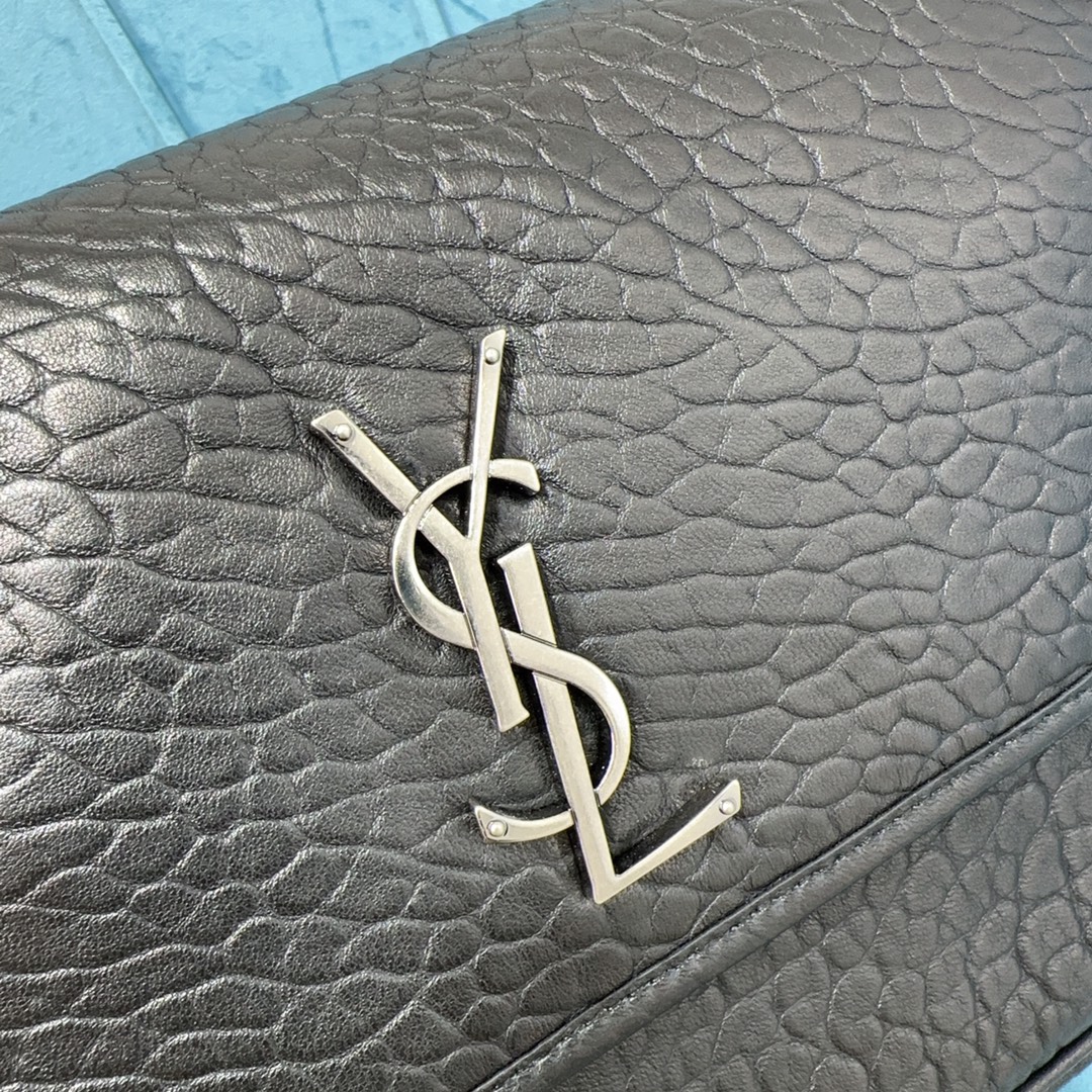 YSL NIKI MEDIUM IN GRAINED LAMBSKIN