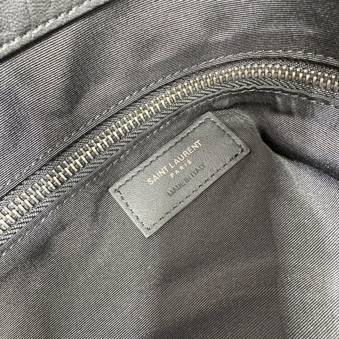 YSL NIKI OVERSIZED IN GRAINED LAMBSKIN