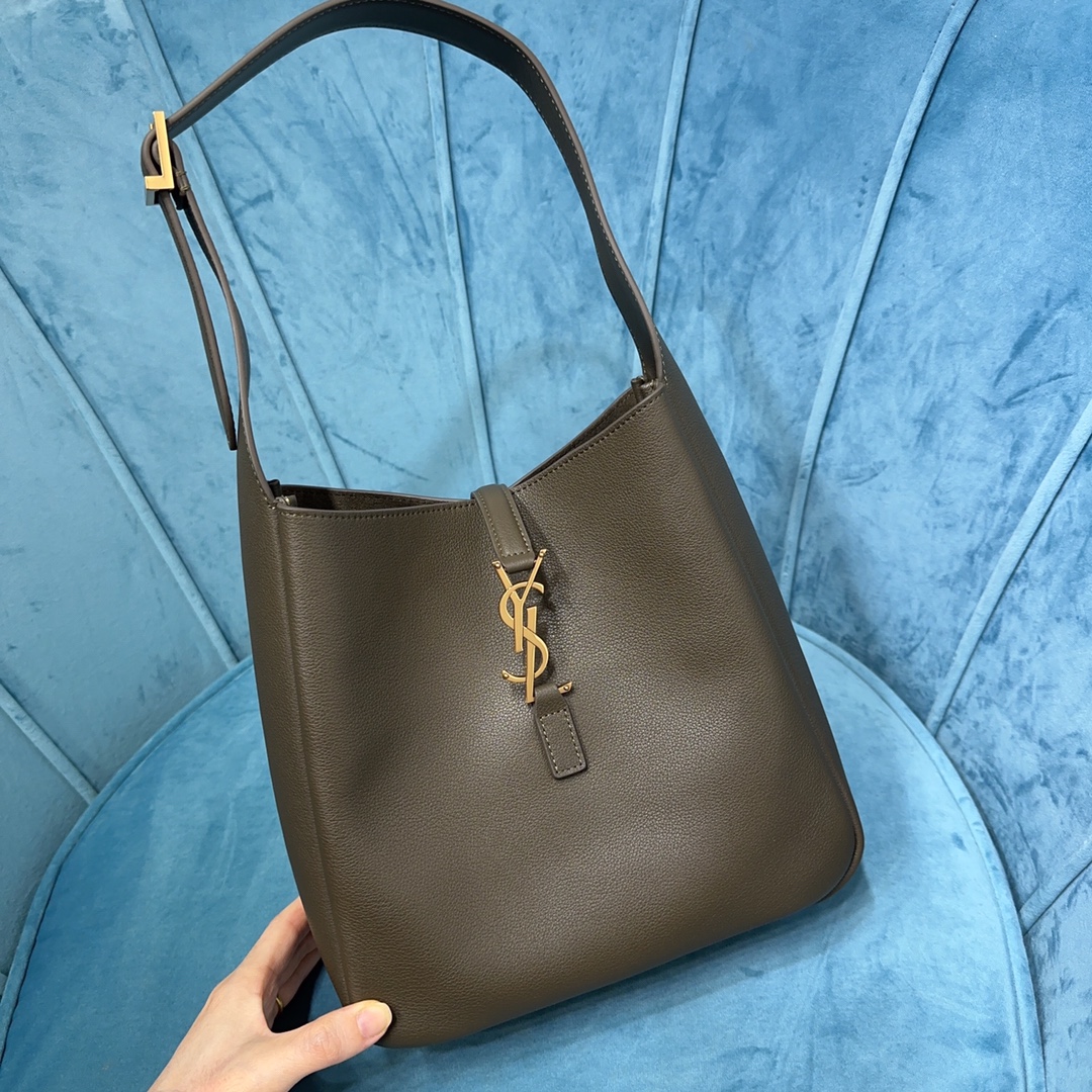 YSL LE5À7 SOFT SMALL Hobo Bag