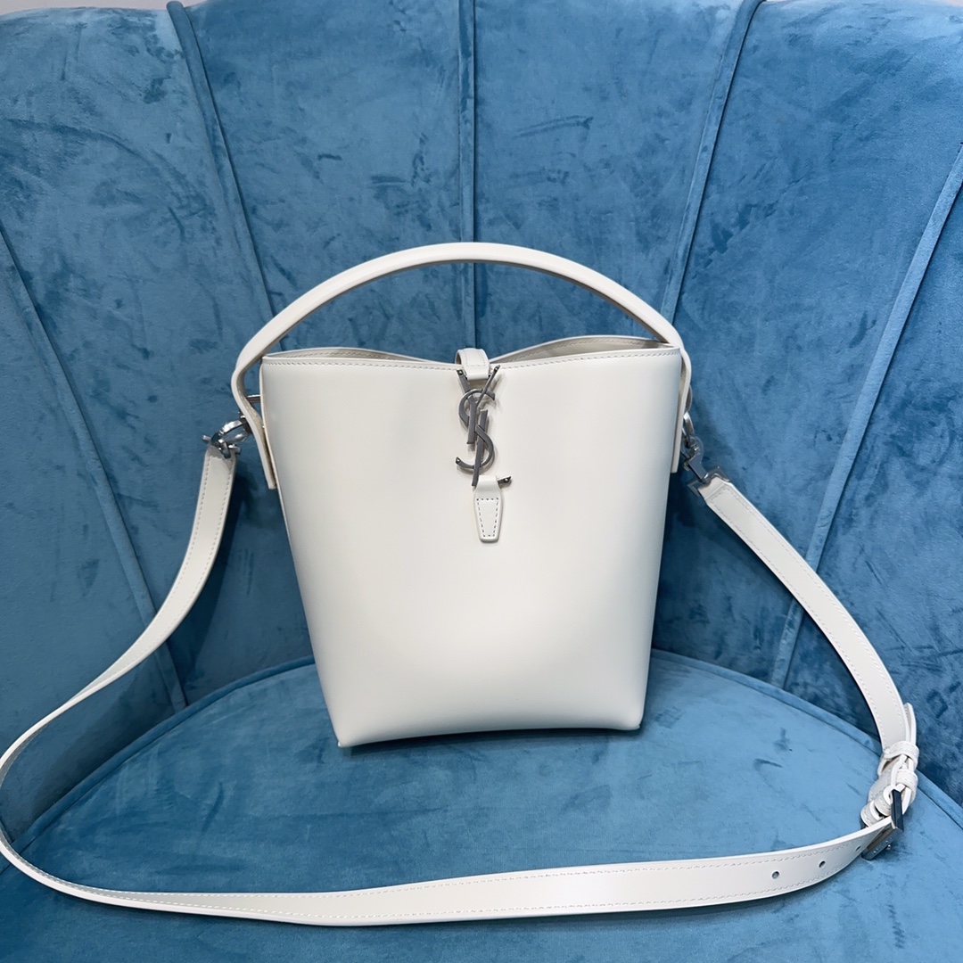 YSL LE 37 SMALL IN SHINY LEATHER
