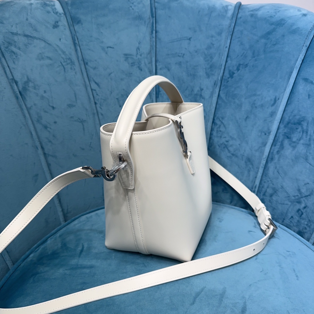 YSL LE 37 SMALL IN SHINY LEATHER