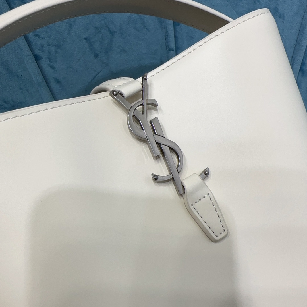 YSL LE 37 SMALL IN SHINY LEATHER