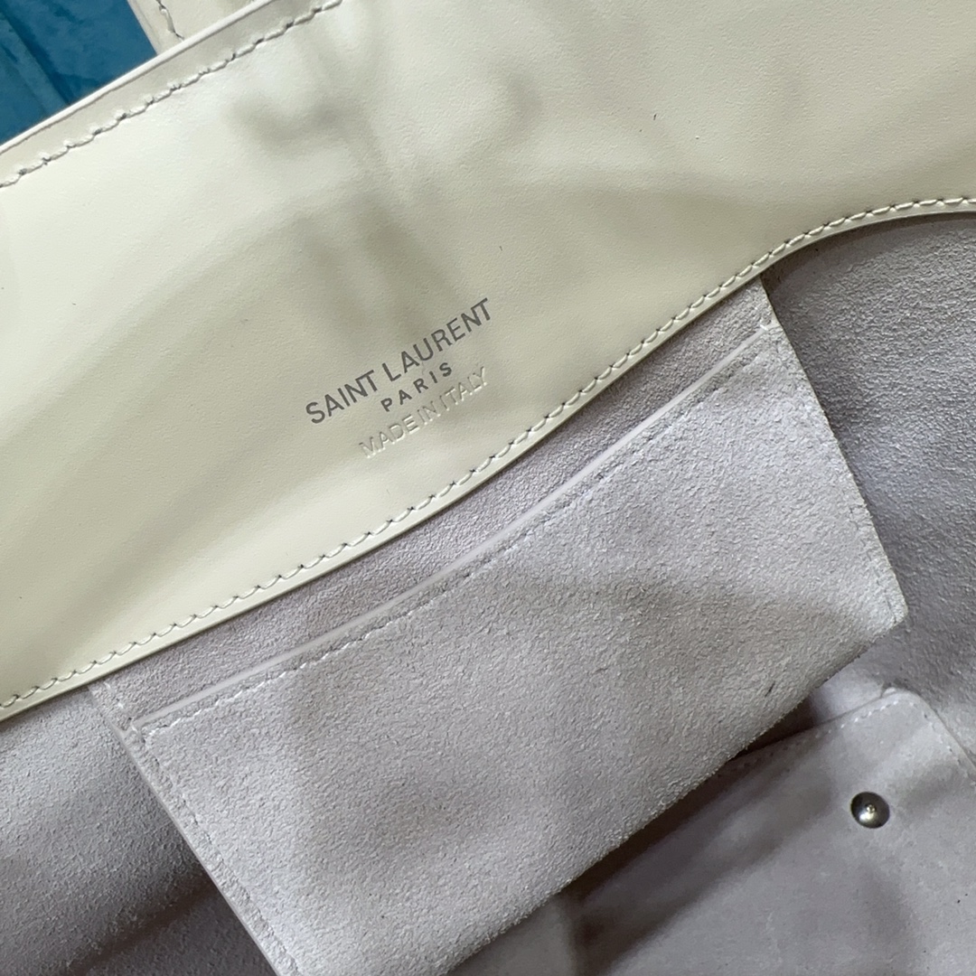 YSL LE 37 SMALL IN SHINY LEATHER
