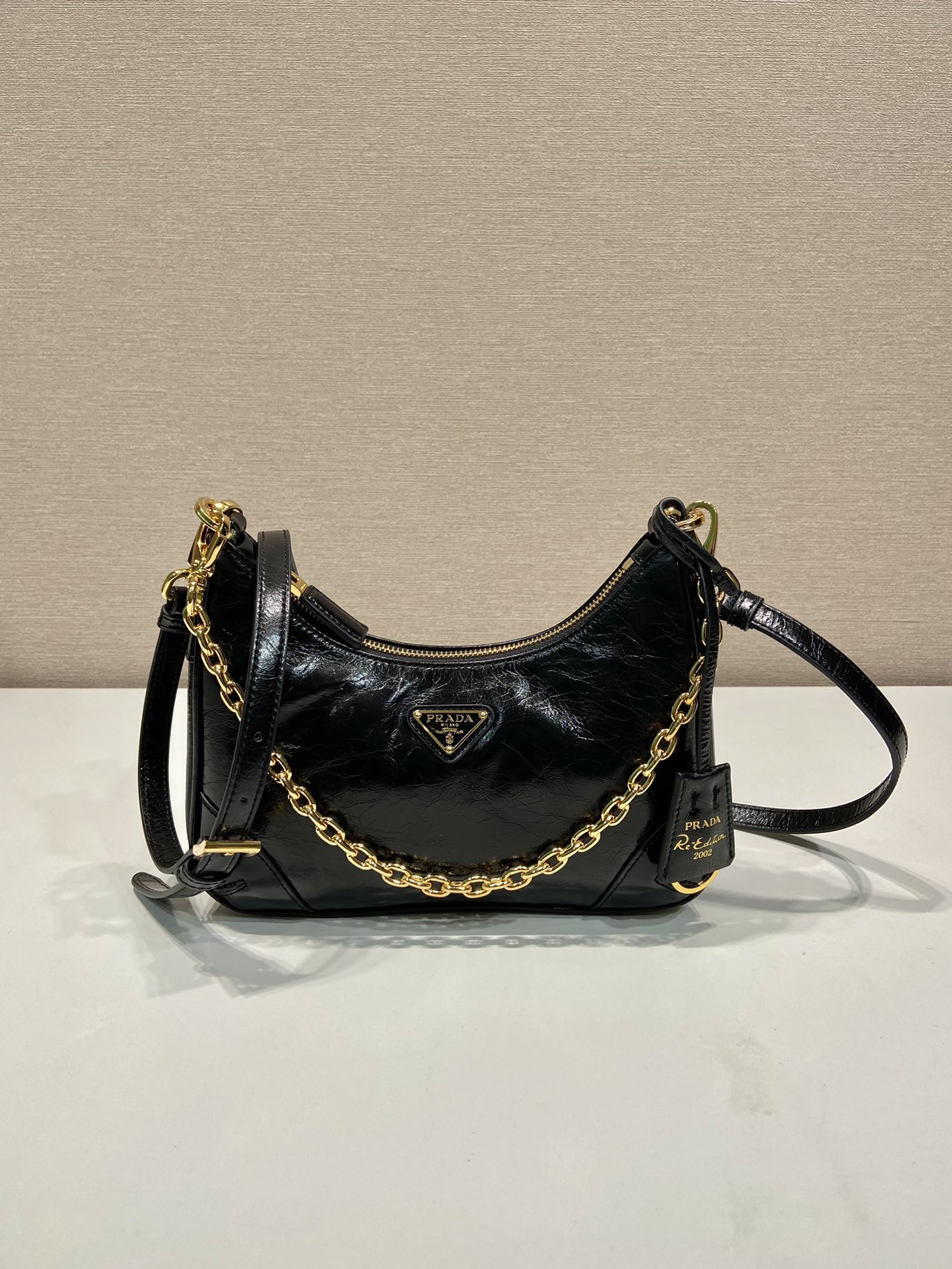 Pra*a hobo bag