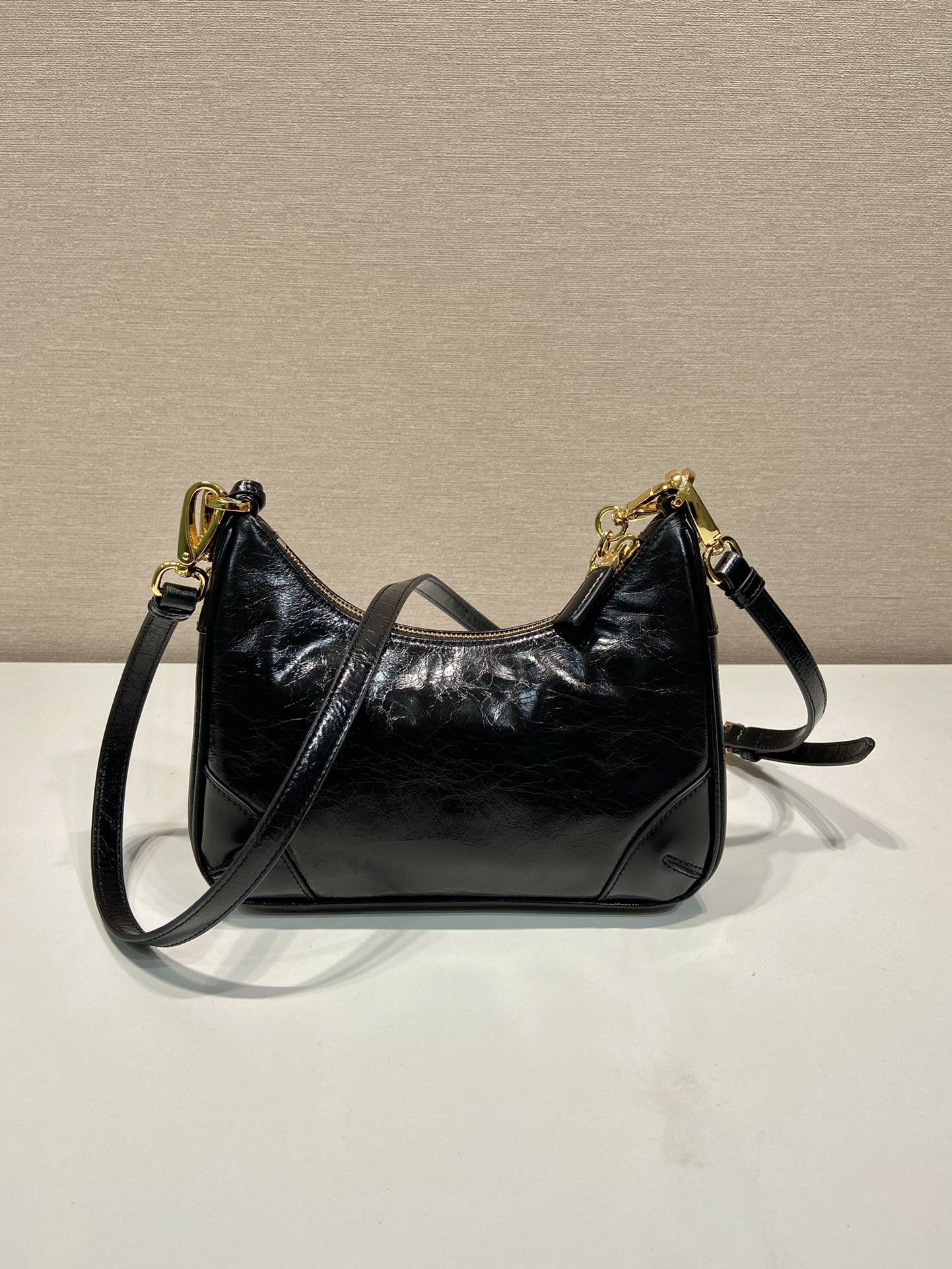 Pra*a hobo bag