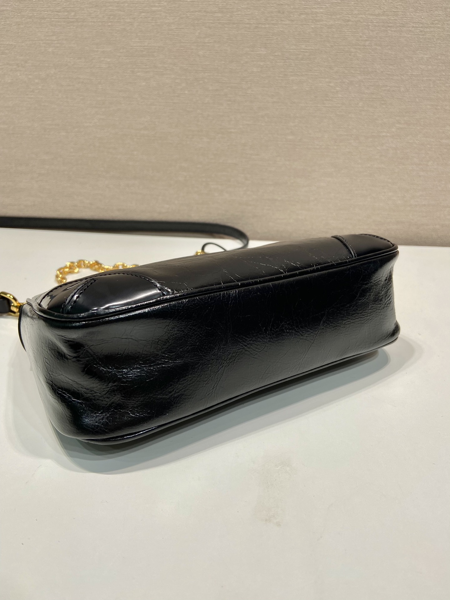 Pra*a hobo bag