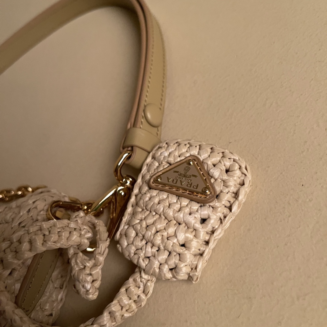 Pra*a hobo bag