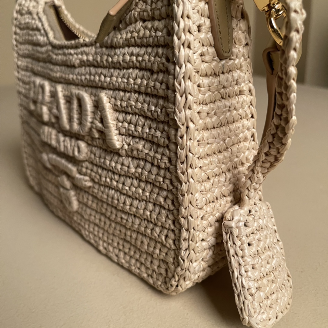 Pra*a hobo bag