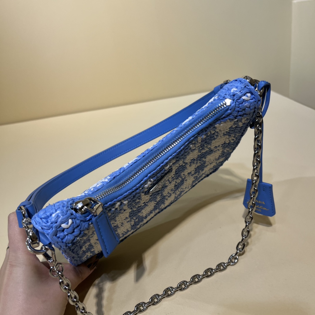 Pradα Nylon Hobo