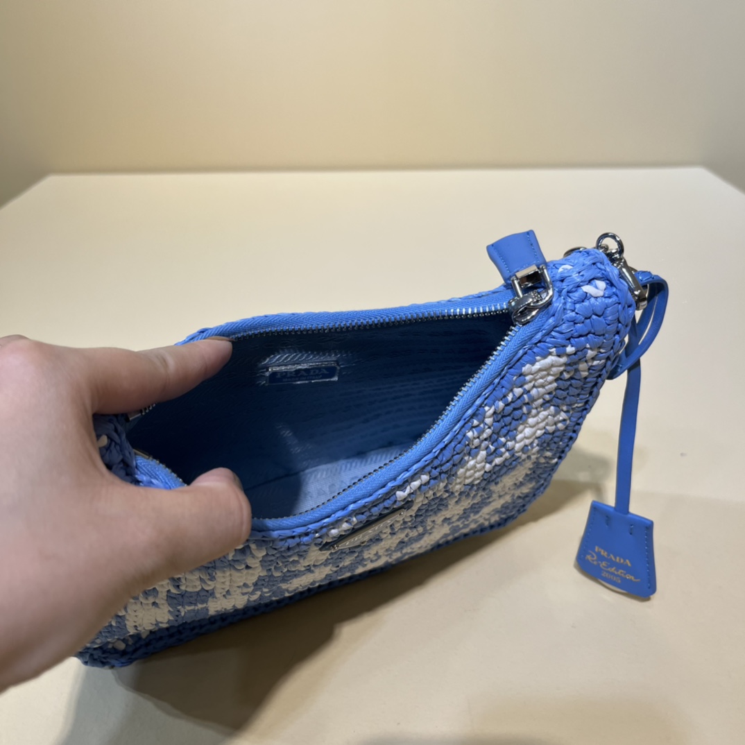Pradα Nylon Hobo