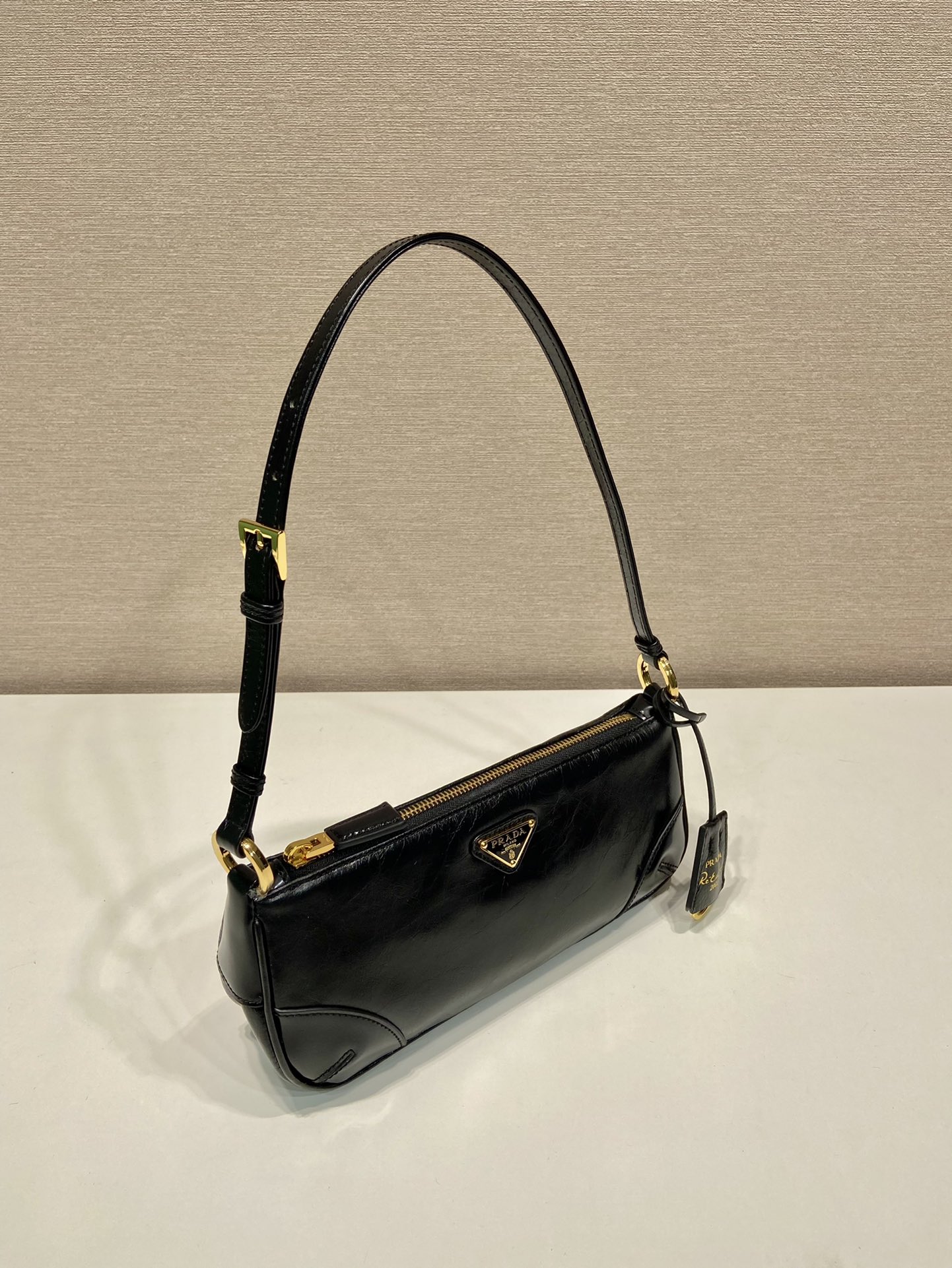 Pra*a Pra*a re-edition 2002 small leather shoulder bag