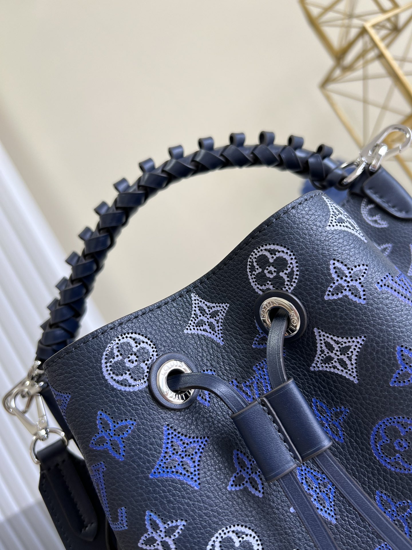 l**is V*t*n muria tote