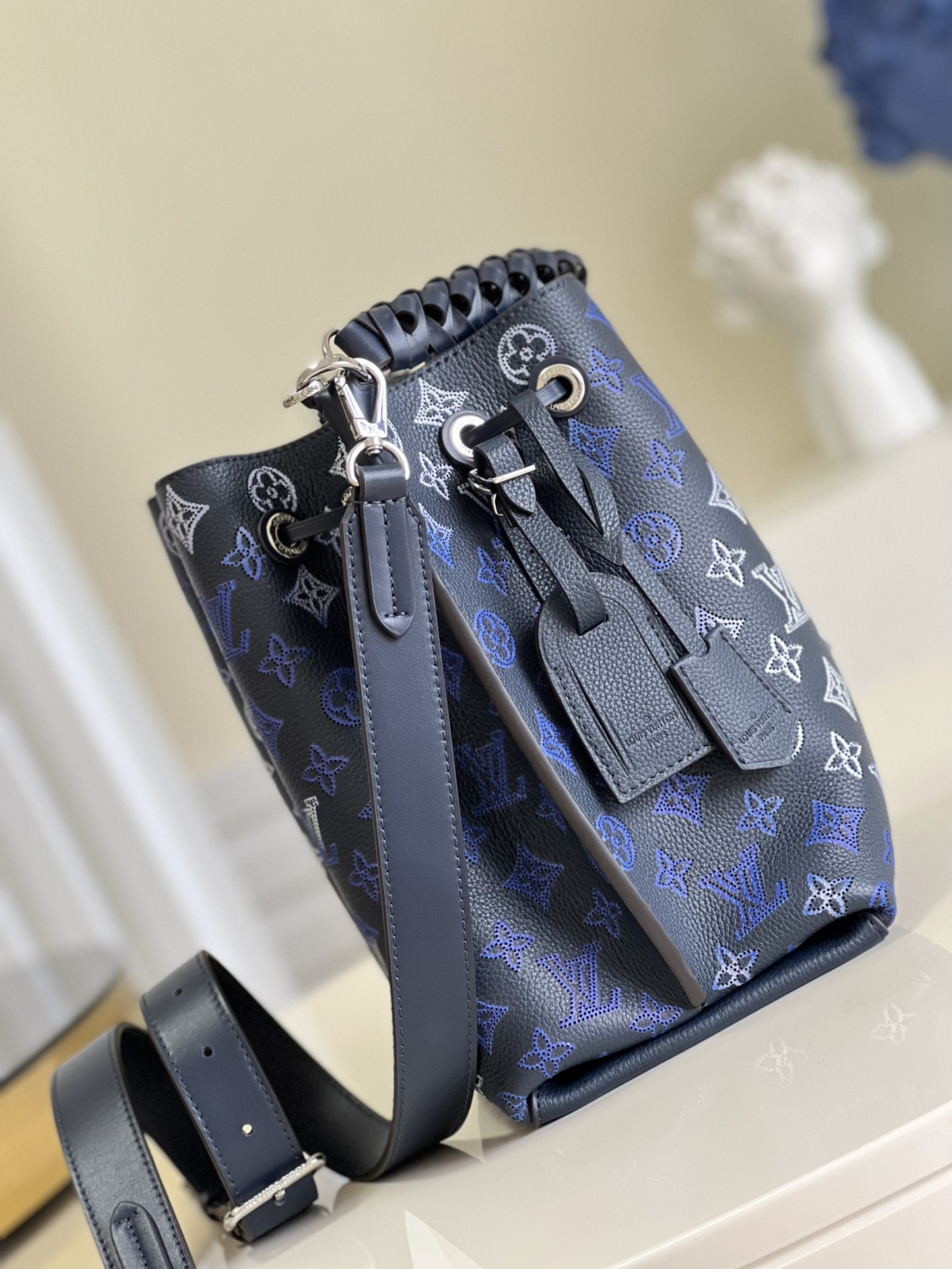 l**is V*t*n muria tote