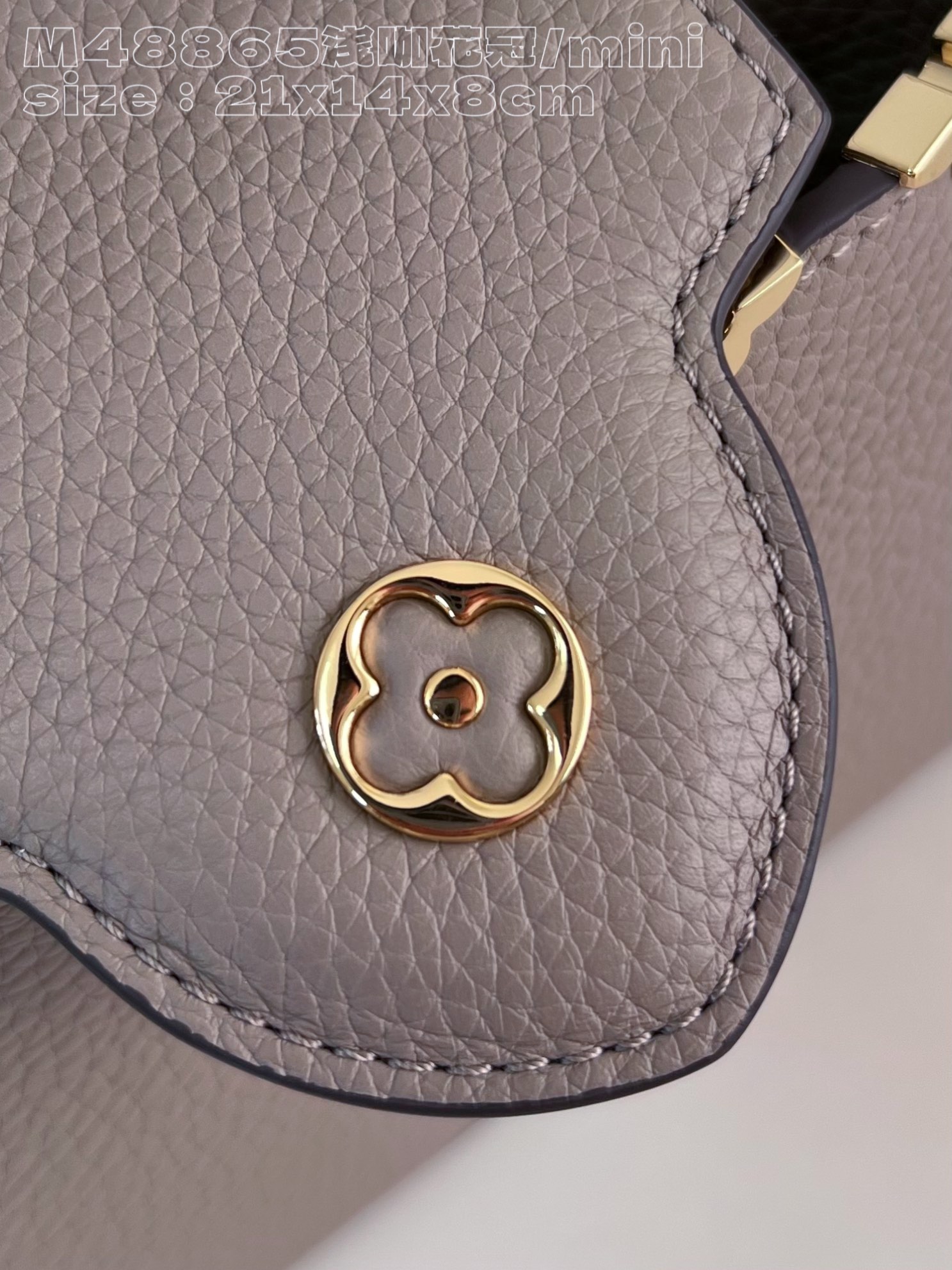 l**is V*t*n capucines mini bag