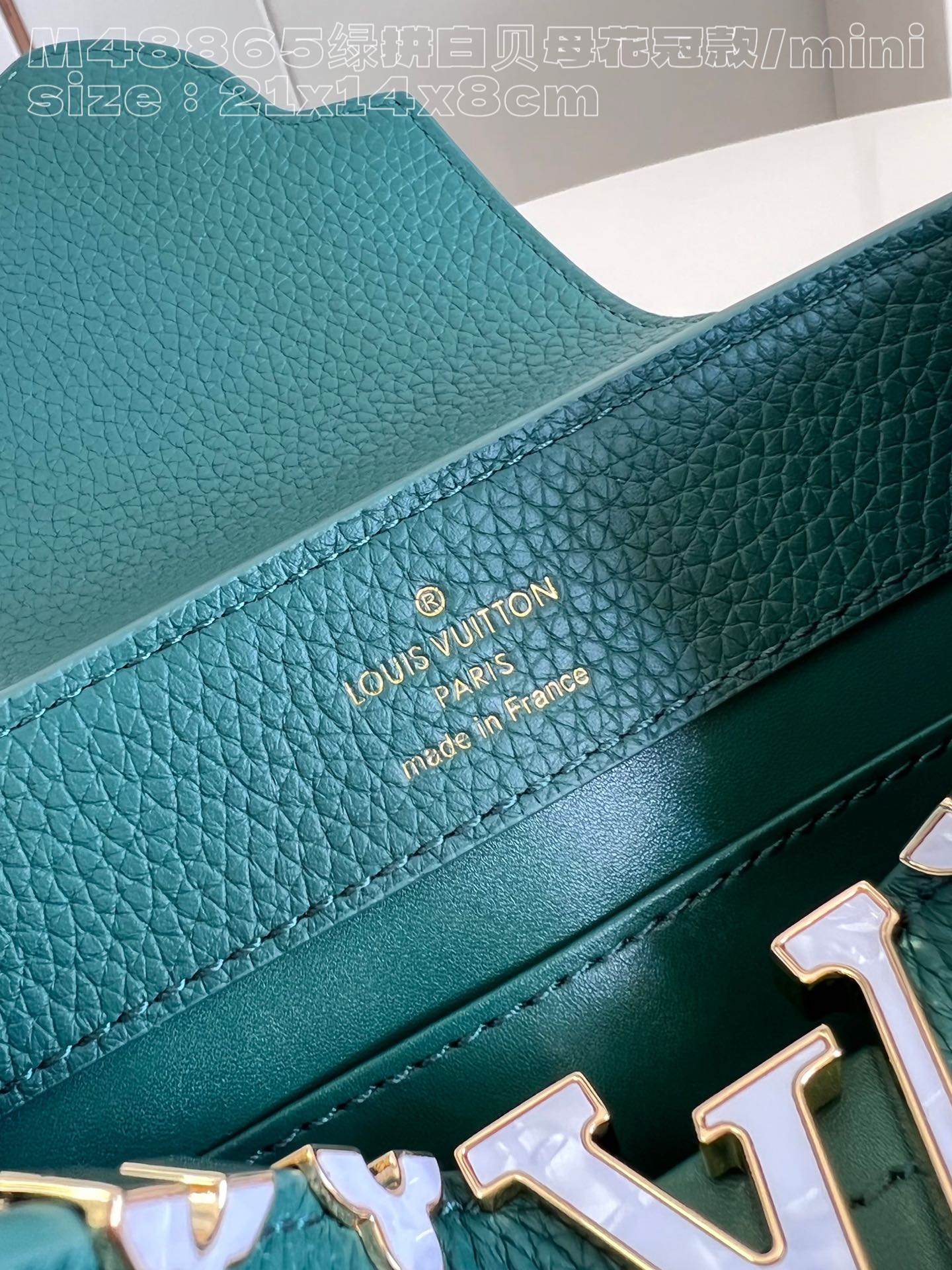 l**is V*t*n capucines mini bag