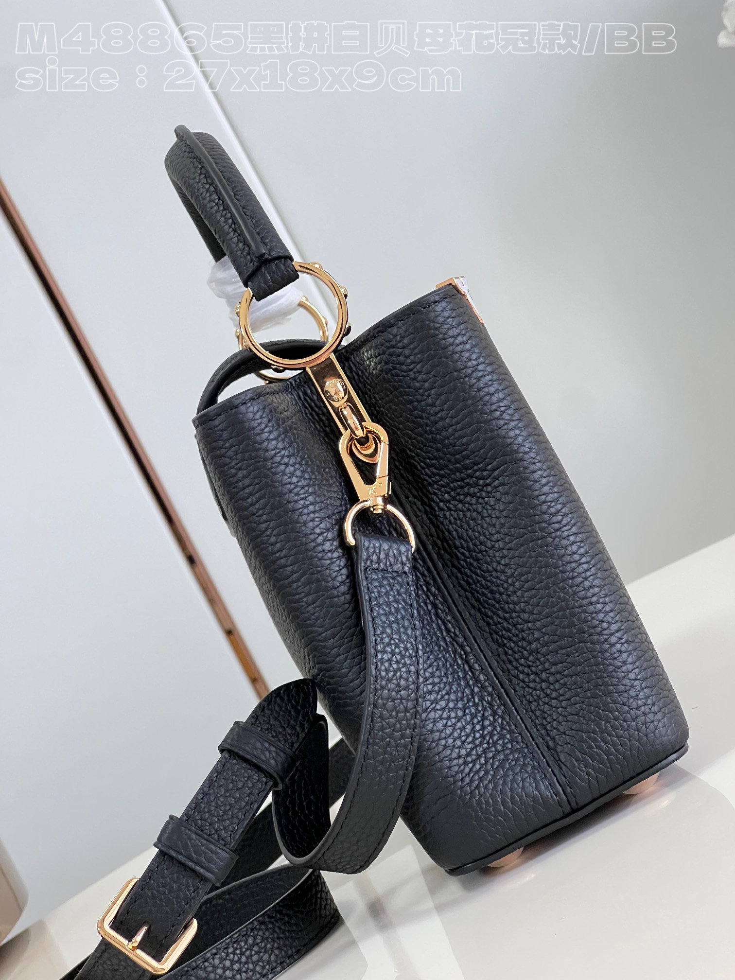 l**is V*t*n capucines bb handbag