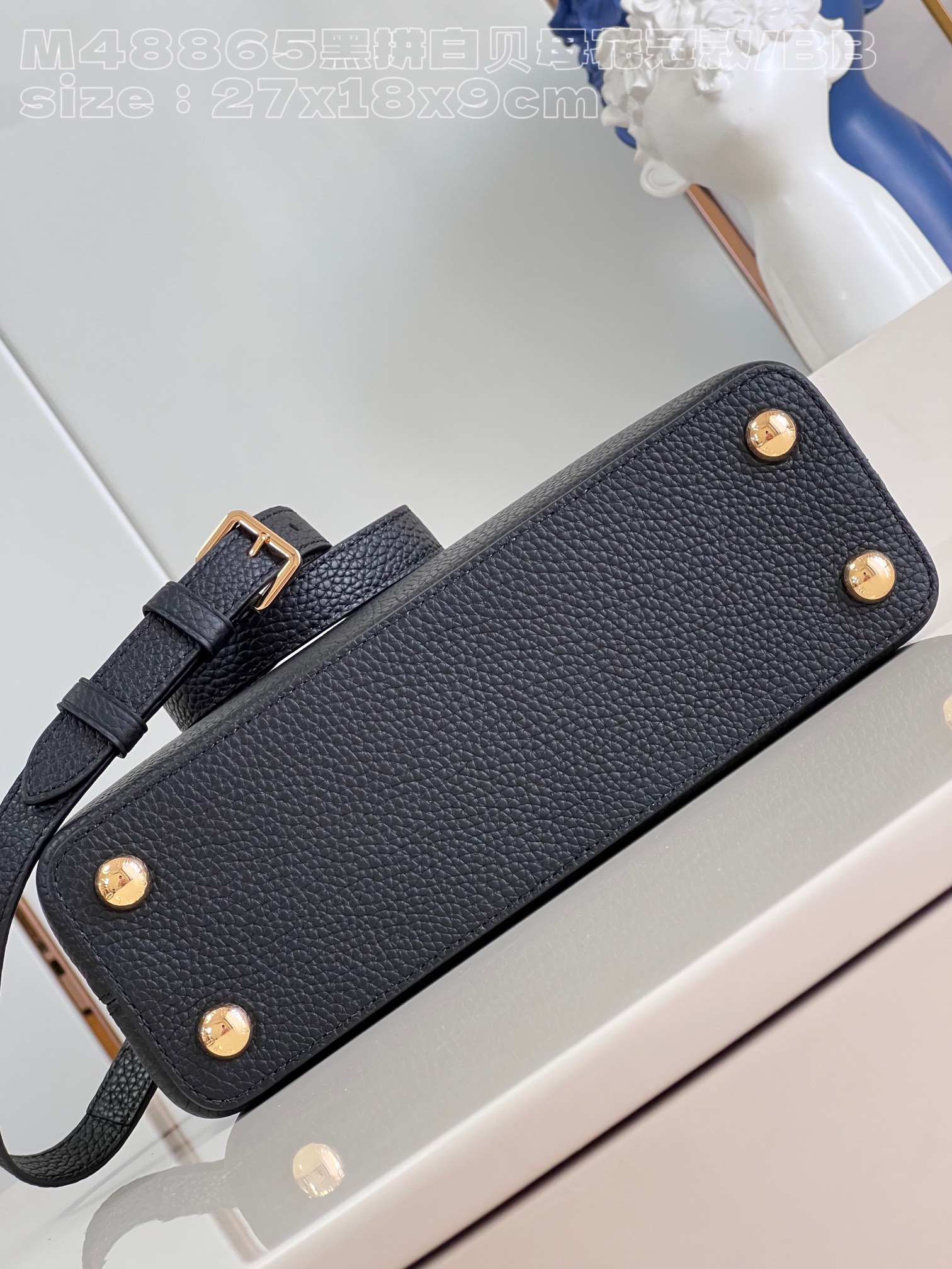l**is V*t*n capucines bb handbag